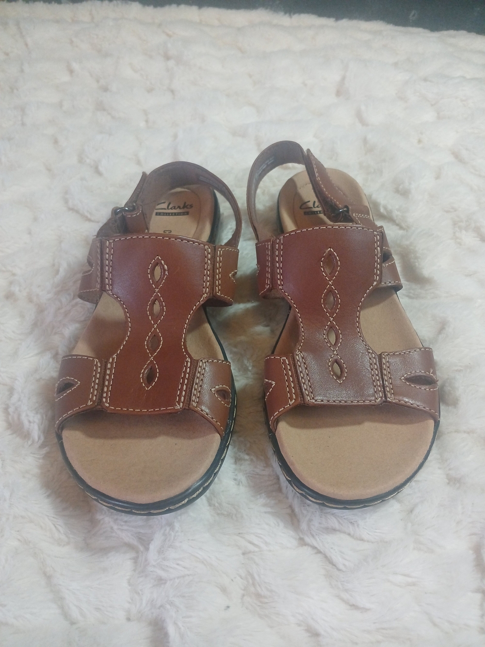 Clarks Collection Womens Leisa Lakelyn Flat Sandal Tan Size 6.5 M
